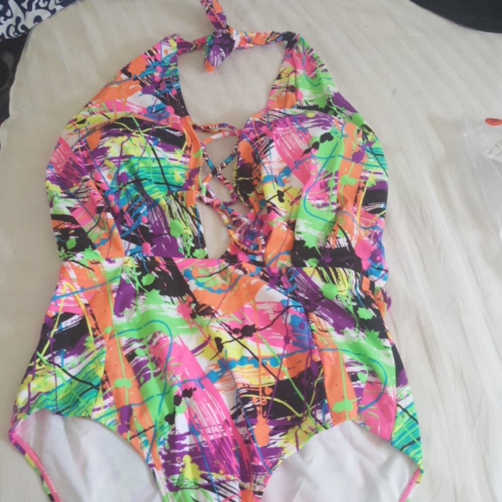One piece bathing suits 0109
